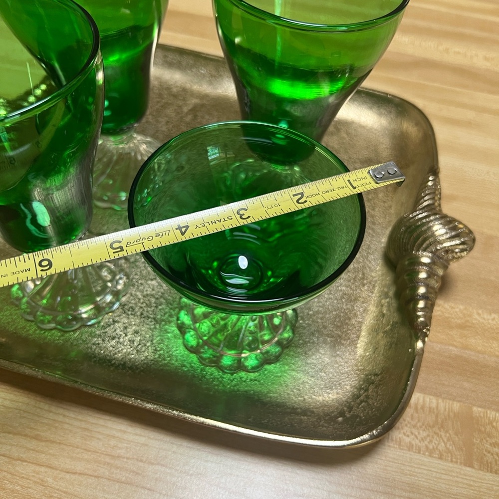 #1363****Set of Vintage Green Emerald Glass Goblets and Bowl - Picture 4 of 8